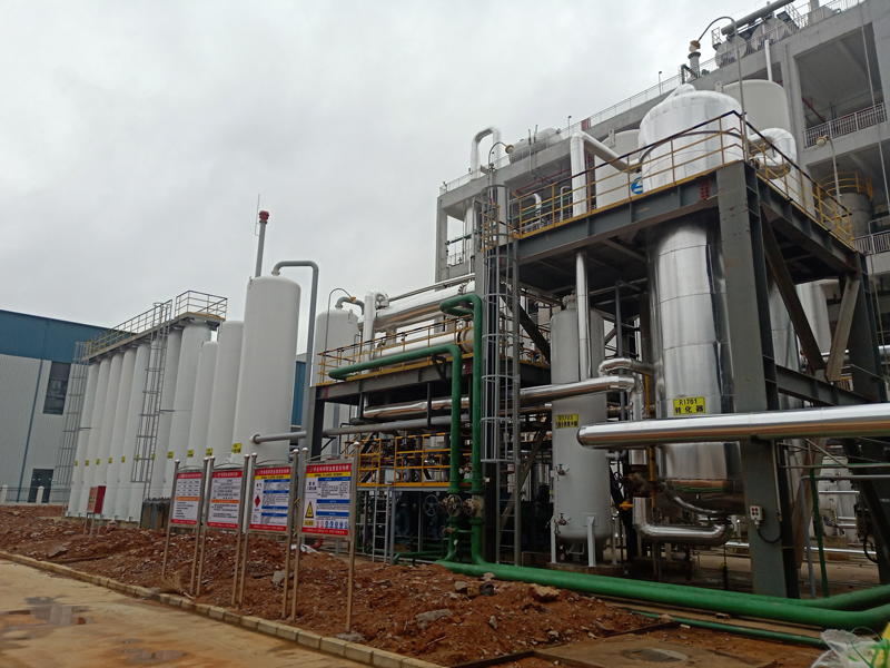 The installation of 2500Nm3/h methanol to hydrogen production and 10000t/a liquid CO<sub>2</sub> Plant was successfully completed