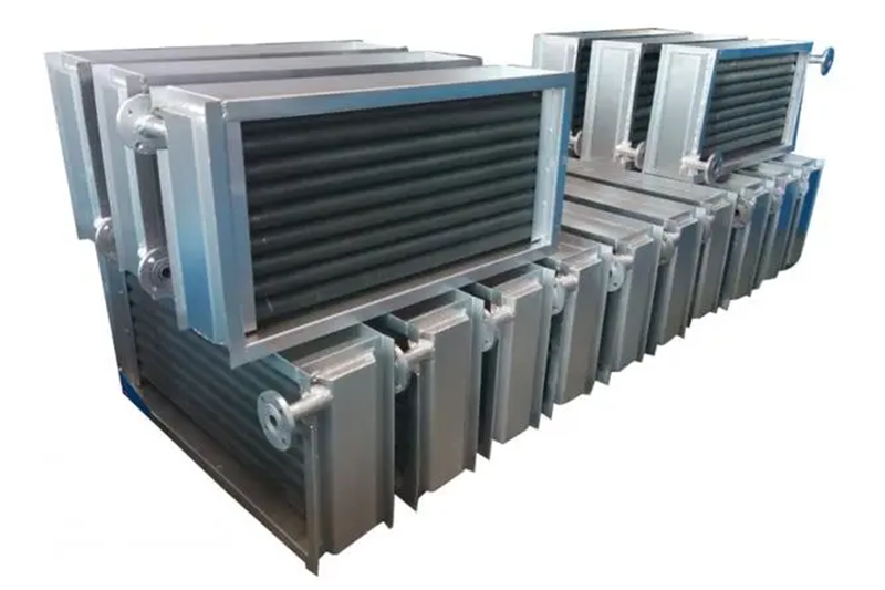 Équipements et machines industriels : les radiateurs sont produits principalement par pressage de l'aluminium, soudage du cuivre et technologie des caloducs.