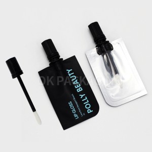 Factory Wholesale Tsika 30ml 50ml 100ml Cosmetic Bag Lipstick Cream Packaging Spout Pouch Mabhegi ane Lip Brush