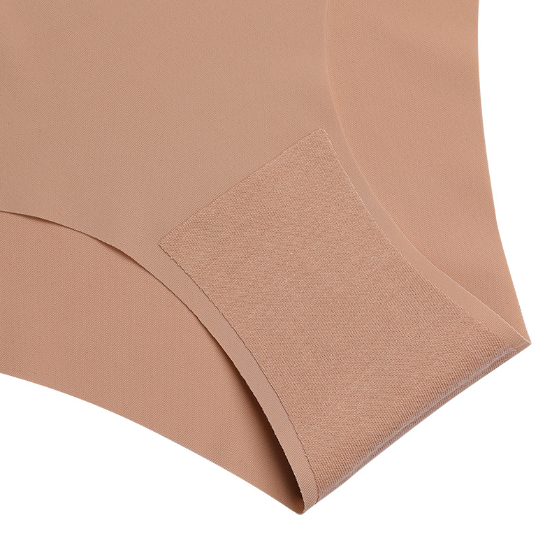 China Women Ice Silk Medium Waist Underwear Breathable Seamless Panties  Manufacturer and Supplier