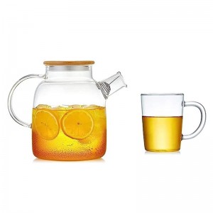 Glass teapot with stainless steel infuser and lid