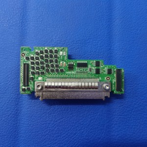 Ultrasonic transducer connector assembly
