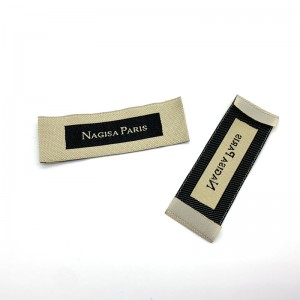 Etichetta di marca con etichetta tessuta per abbigliamento piegato con estremità personalizzata di alta qualità