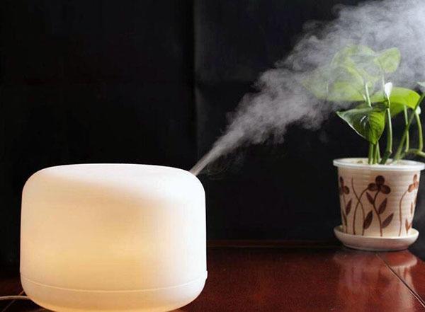 Can aroma diffuser be used as a humidifier？