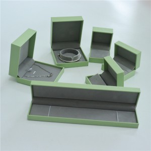 Zestaw pudełek na biżuterię z zielonej skóry