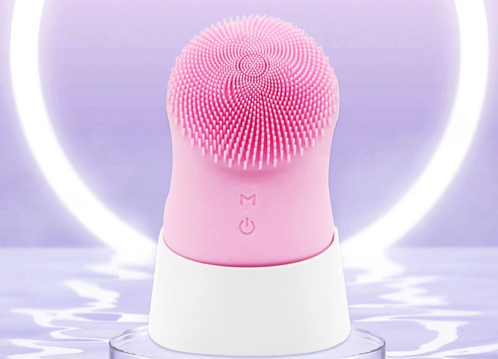 Is the silicone facial cleansing brush harmful to the skin?