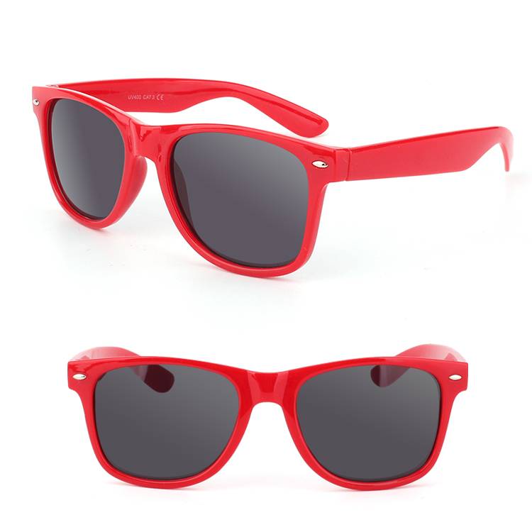 China Wholesale Anti Fog Glasses Manufacturers –  PC Frame Promotional Sunglasses With Polarized Lens Driver UV400 Protection Sun Glasses – Baolai