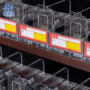 Tubakariiul Suure mahutavusega riiulid Lamedad sigaretiriiulid Supermarketi töölaua vitriinid