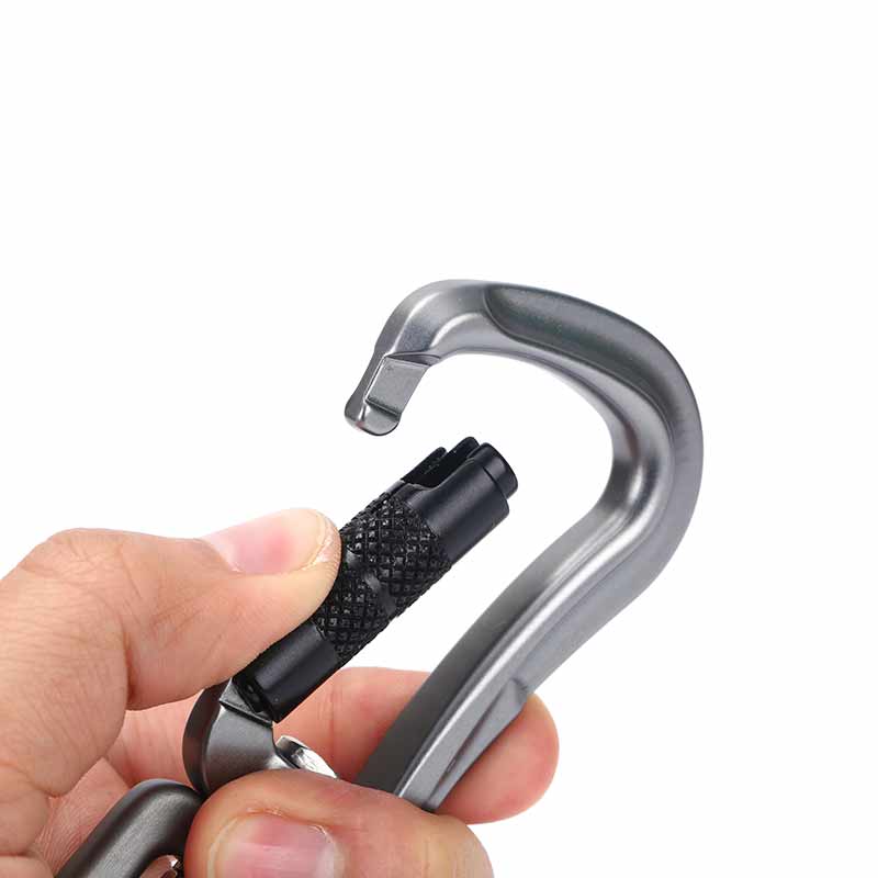 Double Lock Carabiner with Captive Eye_ GR4303