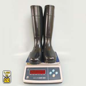 Slip en Chemical Resistant Black Economy PVC Rain Boots foar Man