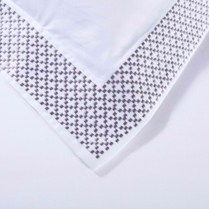 Set de lenjerie de pat pentru hotel de lux cu design personalizat din fabrică Design nou de broderie
