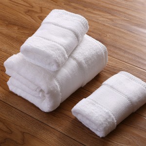 Prêt à expédier 3 pièces ensemble de serviettes de bain en coton cinq étoiles avec bordure Dobby blanche pour le visage et les mains