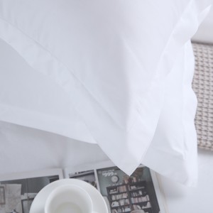 حار بيع عالية الجودة القطن الفراش مجموعة ملاءة سرير غطاء لحاف مع تصميم شعار التطريز