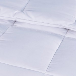 Produsèn Pasokan Hotel Kamar Tidur Putih Isi Duvet 100% Cotton Quilted Duvet