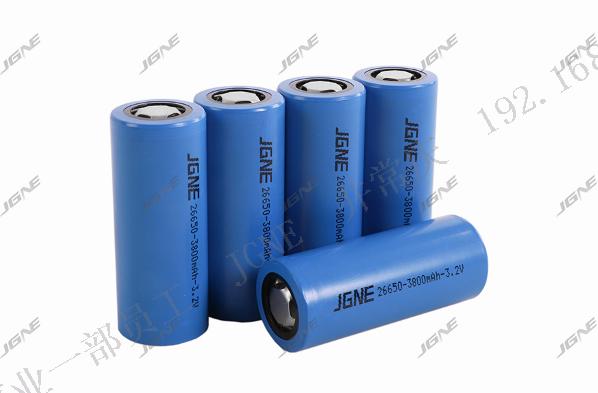 What is the difference between power lithium-ion batteries and energy storage technology batteries?