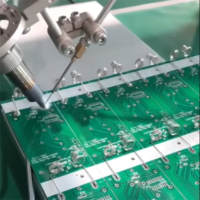 Automatic soldering machine of panels