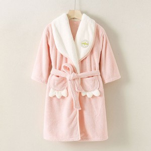 Children’s lapel bathrobe