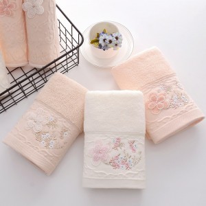 wholesale 5-star hotel towels quick Dry Highly Absorbent Soft Feel Towels Perfect for Daily Use Embroidered towel  sets