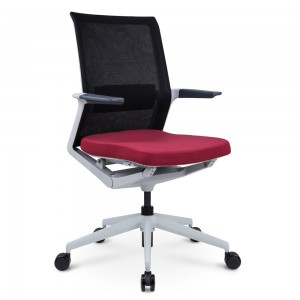 Cadeira giratória preta giratória para escritório em tecido de malha ergonômica com apoio de braço fixo