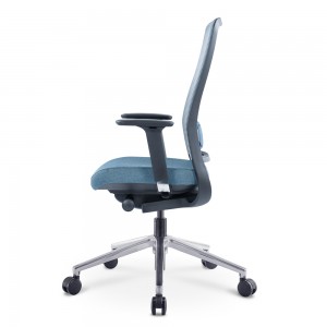 Nowe krzesło biurowe wykonawcze z niebieską siatką i środkowym oparciem
