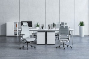 Moderne draaibare bureaustoel Comfortabele uitvoerende ergonomische computertaakstoel