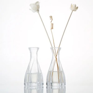100ml Clear Cone Glass Diffuser Bottles
