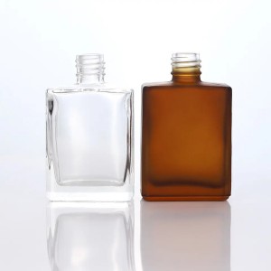 15 ml 30 ml štvorcové sklenené fľaštičky s kvapkadlom na kozmetický olej