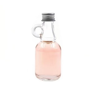 Mini sticla transparentă de vodcă cu alcool whisky