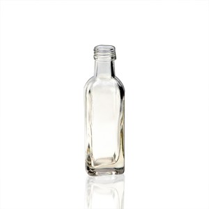 100 ml Marasca olivenoljeflaske med plast-/aluminiumslokk med helleinnsats