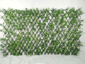 Ограда за приватност на вештачки лисја Симулирани растенија со зелени листови Ѕид Уредување на надворешна градина Ограда на балконски двор на отворено