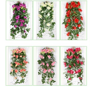 Plantes suspendues de fleurs de roses artificielles pour la décoration de fête de mariage
