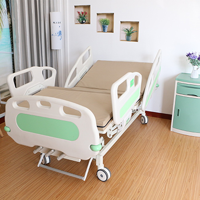 Factory selling Bedside Table For Hospital - A02-51 ABS central brake medical bed 3 cranks manual ICU hospital bed – Webian