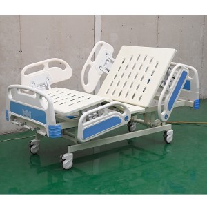 R03 Metal 3 Crank 3 Function Adjustable Medical Furniture Folding Manual Patient Nursing Hospital Bed with Casters