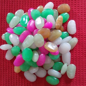 Plastic luminescent Pebbles