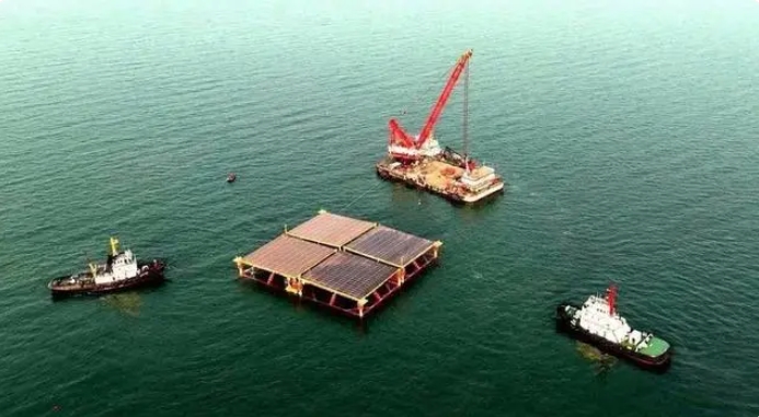 China’s first semi-submersible offshore PV Generation System platform has been officially put into use
