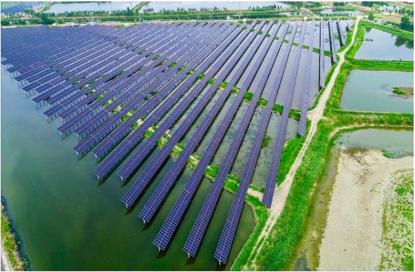 The largest fish-light complementary project with flexible solar mounting brackets started in China