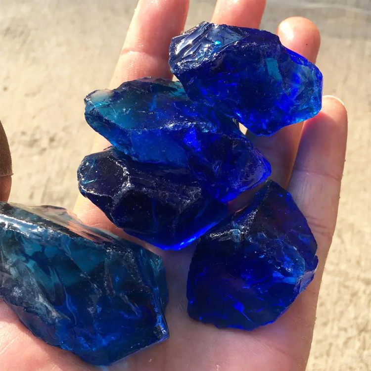 GD-003 giliai mėlynos spalvos stiklo uolienų stiklo akmuo, skirtas papuošti sodą, kraštovaizdį