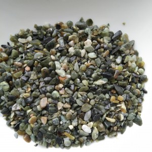 DL-024 polished deep green pebble stone fo...