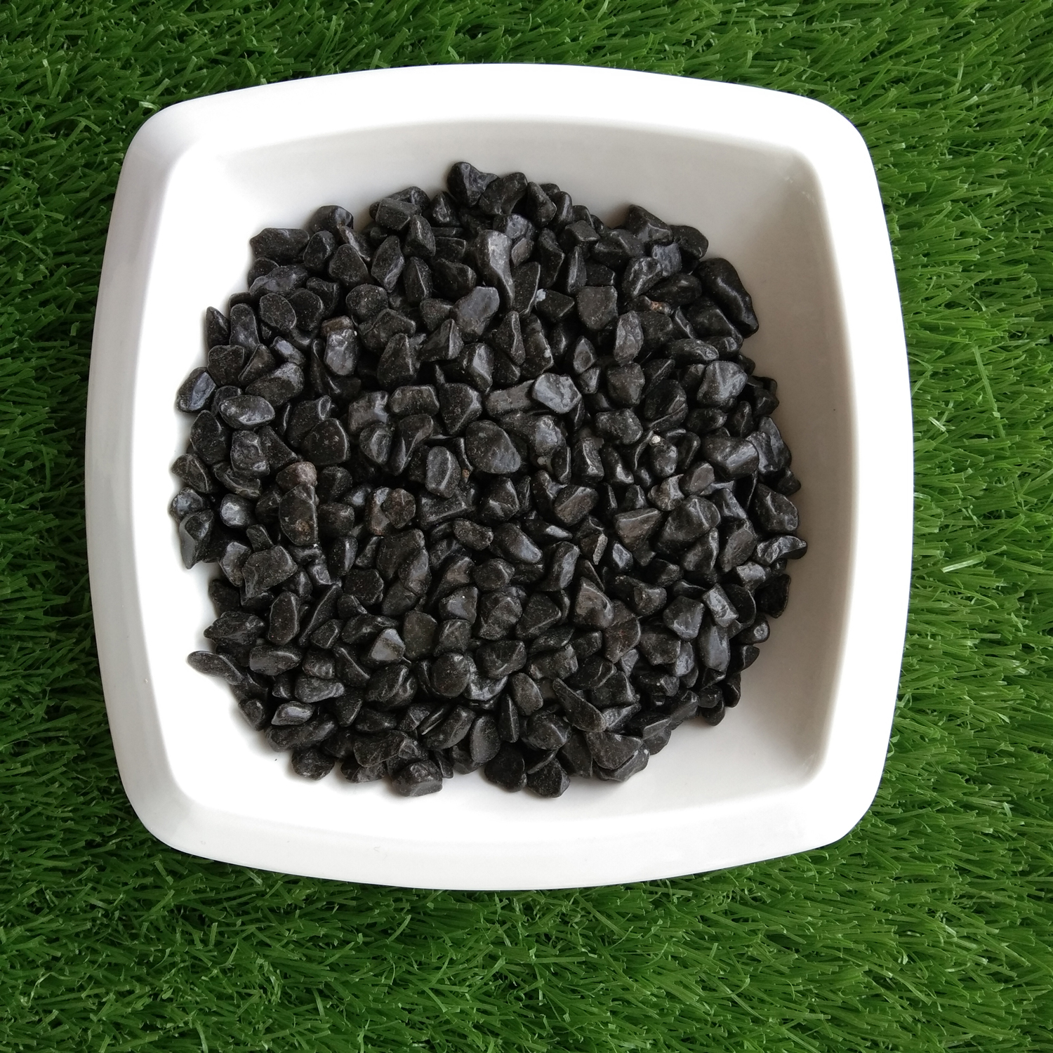 DL-027 polished black pebble stone small size pebbles for decorate the garden  and villa