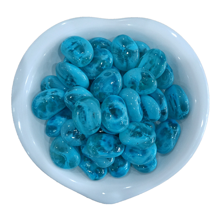 NB-013 błękitny szklany kamień szklany kamyk płaski kamień, kamień z dna ryby, kamień dekoracyjny