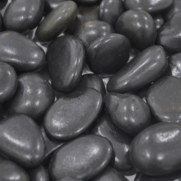 Паліраваны рачны чорны камень з галькі для ўпрыгожвання саду і вуліцы