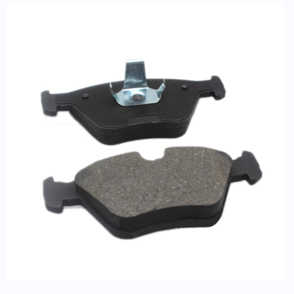 Chinese wholesale Brake Pads for Nissan Patrol Y61 Ceramic Brake Pad