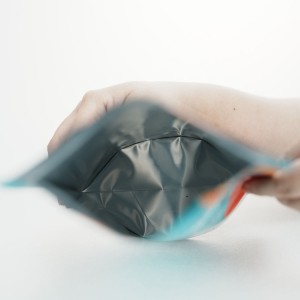 スナック包装用のマルチサイズの再開封可能な耐久性のあるビニール袋