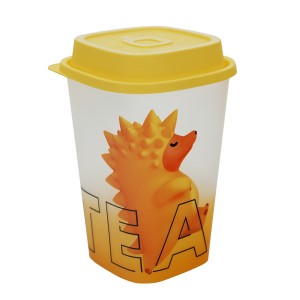 Customized portable and practical fruit tea cup with lid