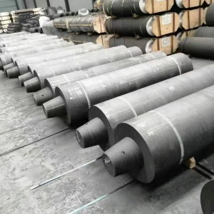 Ultra High Power UHP 650mm Furnace Graphite Electrode For Smelting Steel