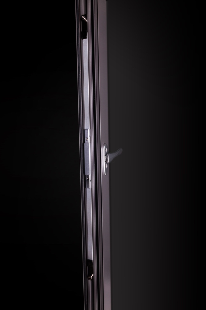 ალუმინის თერმომტეხი კარის ფანჯარა ეკრანით (AL90)
