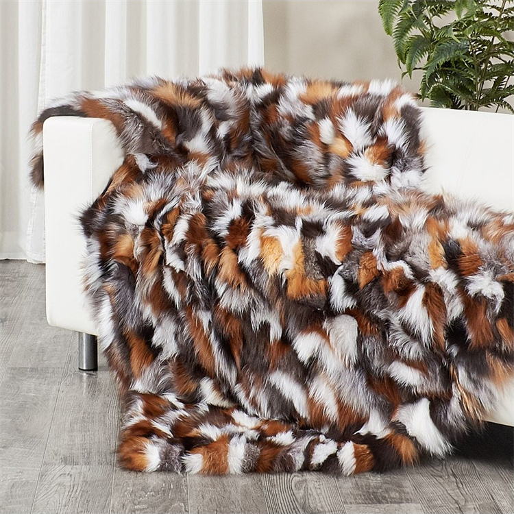 HY5151 KNITTED FOX THROW