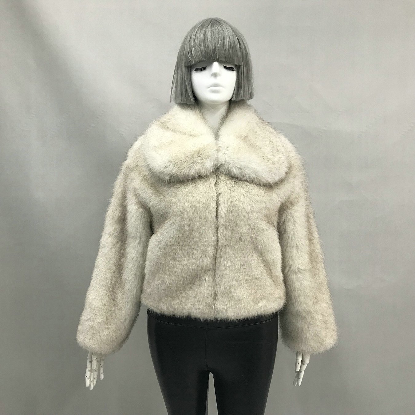 HFK0484	TWO TONE FAUX FUR JACKET WITH COLLAR-53CM