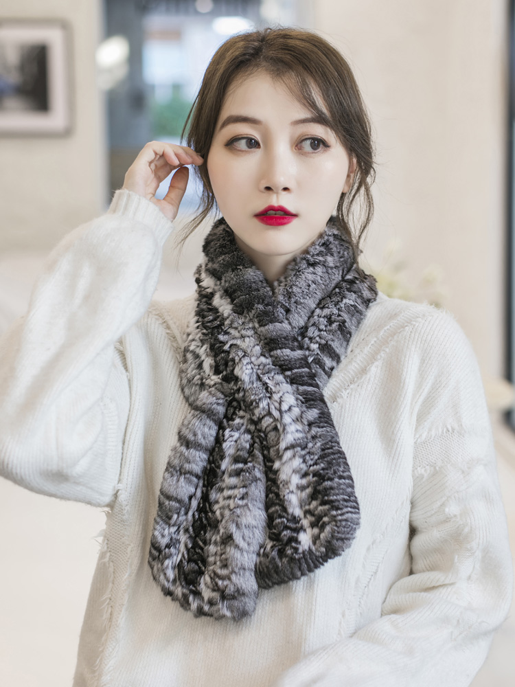 HS3078 KNITTED REAL CHINCHILLA SCARF