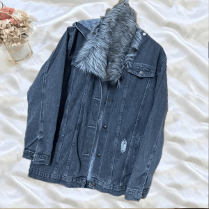 Factory wholesale Winter custom stylish hood women jeans jackets women’s winter outwear coat with fur collar